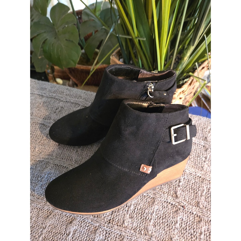 DR. SCHOLLS - Create Black Suede Wedge Ankle Booties Womens 7M Buckle Zip Boot